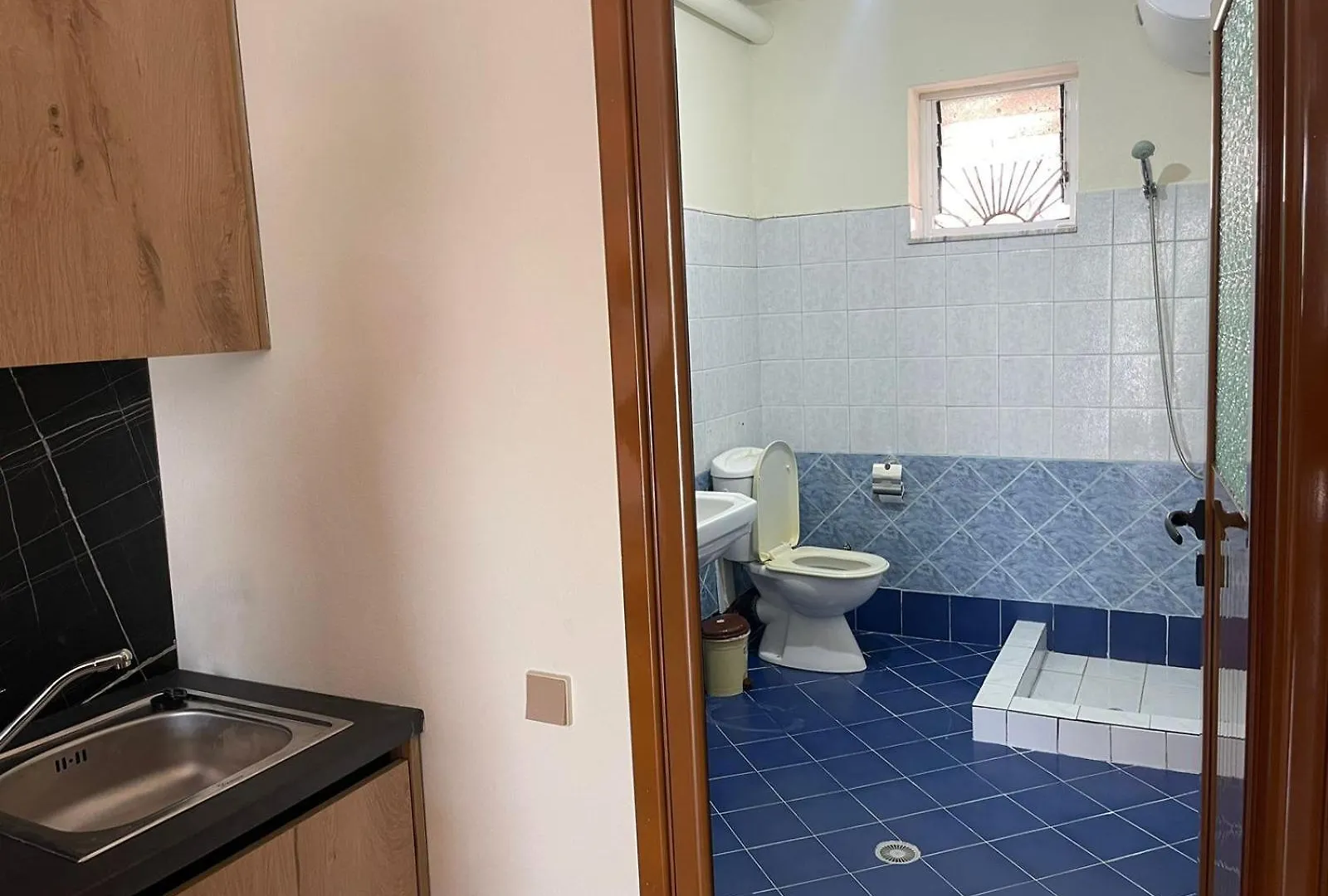 Orest Apartament Saranda